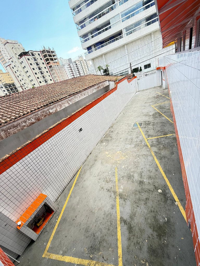 Suíte privativa com Wi-Fi 2 min da praia Aviação